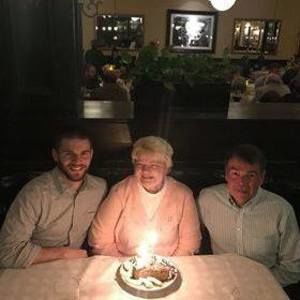 Meet your Posher, Joyce